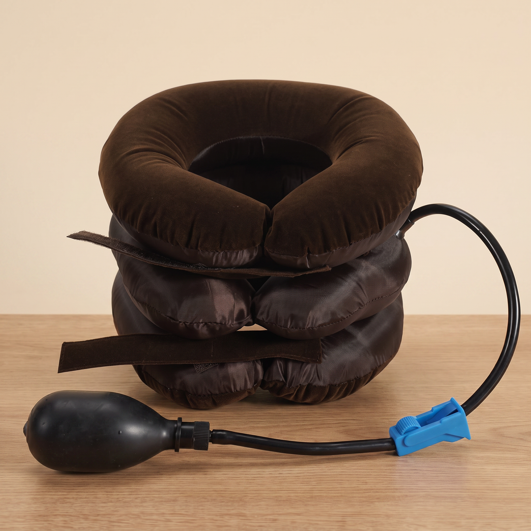 Adjustable Inflatable Neck Stretcher Cervical Traction Device Air Pump Neck Brace 3-Chamber Support for Stress Relief Home Office Use Men Women