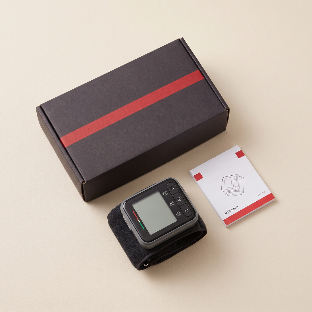 Professional Finger Pulse Oximeter Blood Oxygen Saturation Monitor Heart Rate SpO2 Meter Home Health Monitoring Device Daily Use