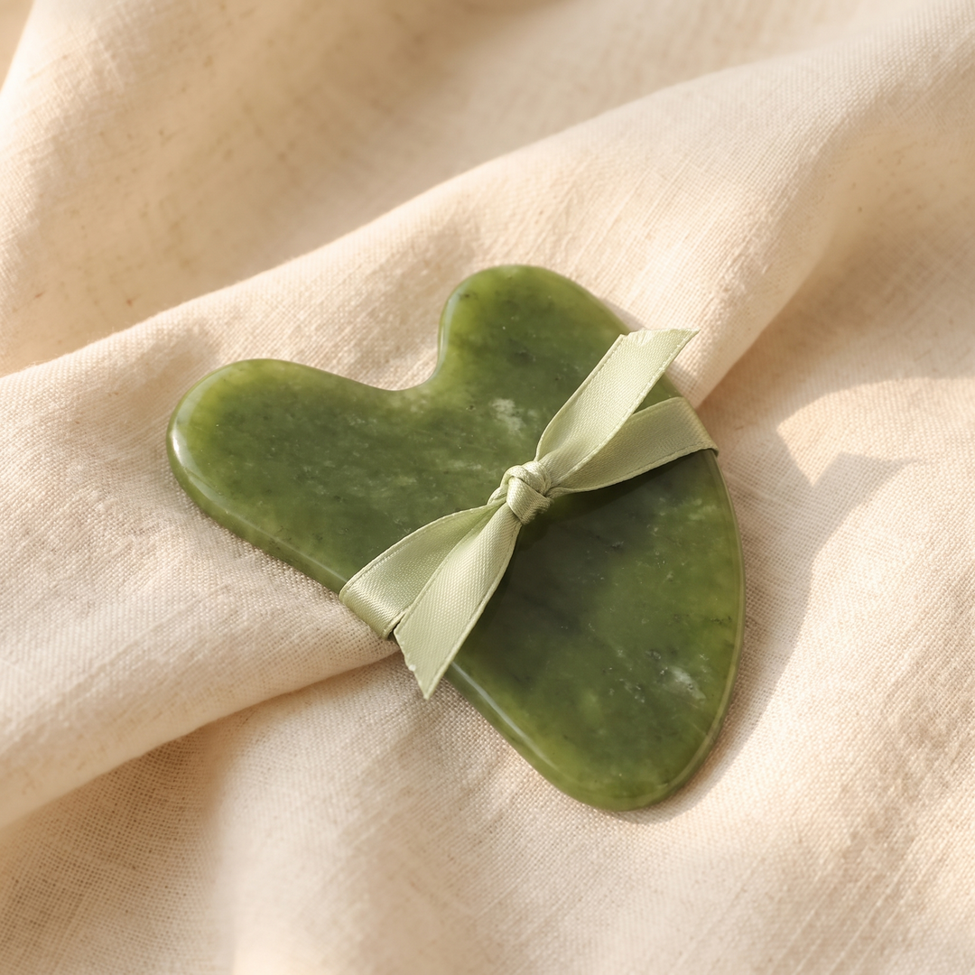 Professional Jade Gua Sha Scraping Tool Heart Shape Natural Jade Stone Face Neck Body Massage Scraper Skin Therapy Recovery Tool
